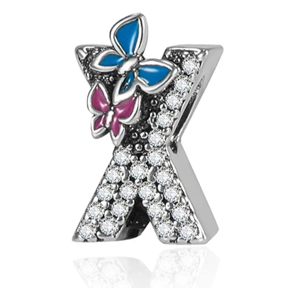 Charm Letra brillante con mariposas de plata s925