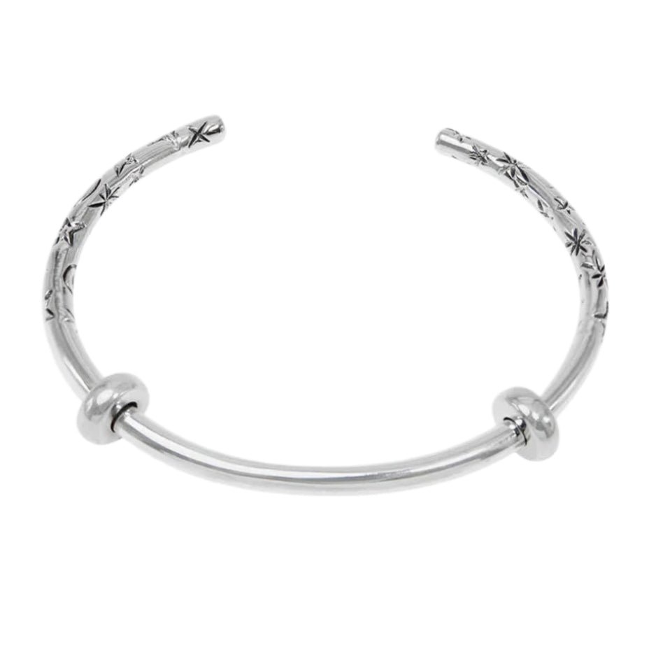 Brazalete rigido abierto con grabado espacial de plata s925